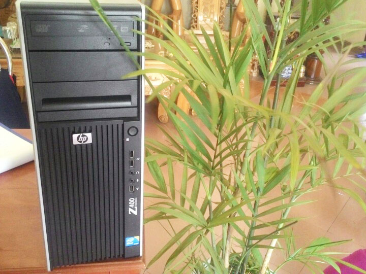 Máy trạm để bàn giá rẻ HP Workstation Z400